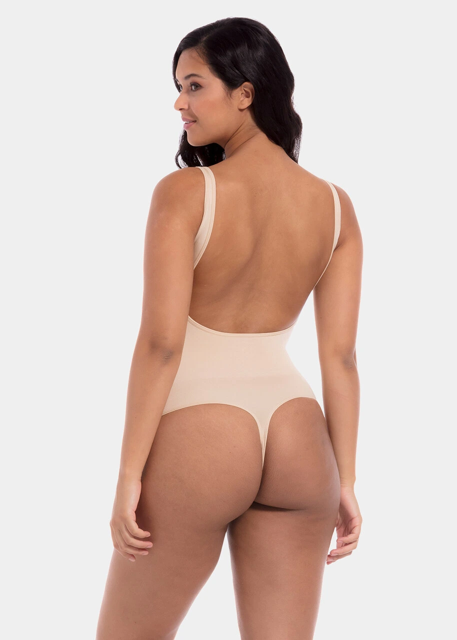 Body Modelador Sem Costas em Tanga